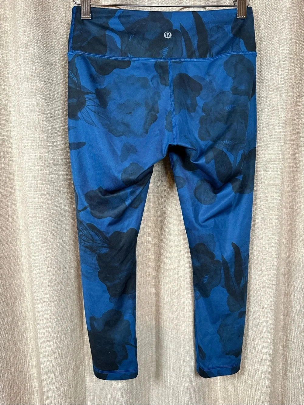 Lululemon Wunder Under Crop II Full-On Luxtreme Jumbo Inky Floral Size 4